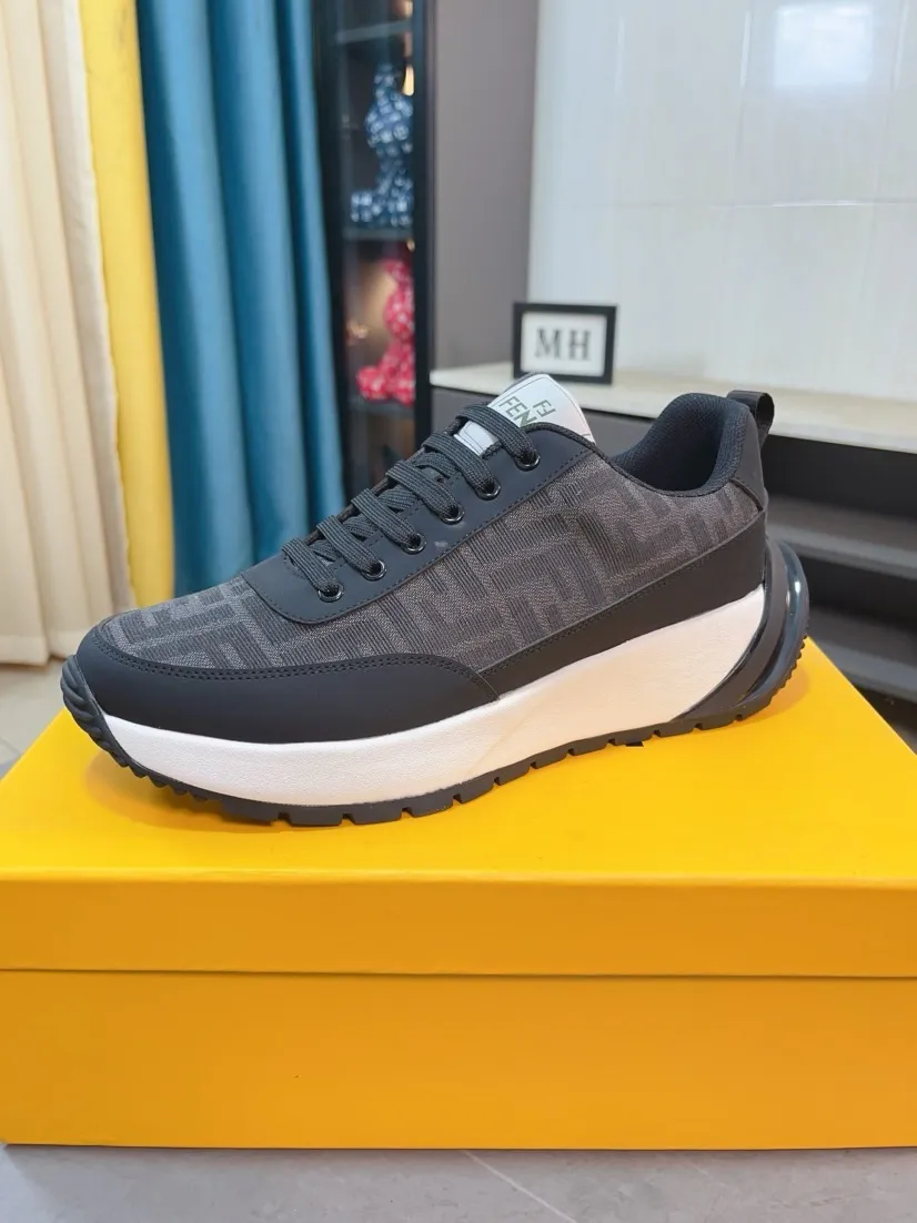 Men's Men's Shoes 💰438🌹🌹[fendi] Fendi's classic and comfortable men's, this complex sneaker is made of soft calfskin➕genuine leather lining➕original ultra-light rubber material with rough outsole. This unique light style is suitable for the casual and refined sensibility of this season. It is comfortable and natural on the feet. It is an everyday style for casual travel in autumn and winter! 38/44